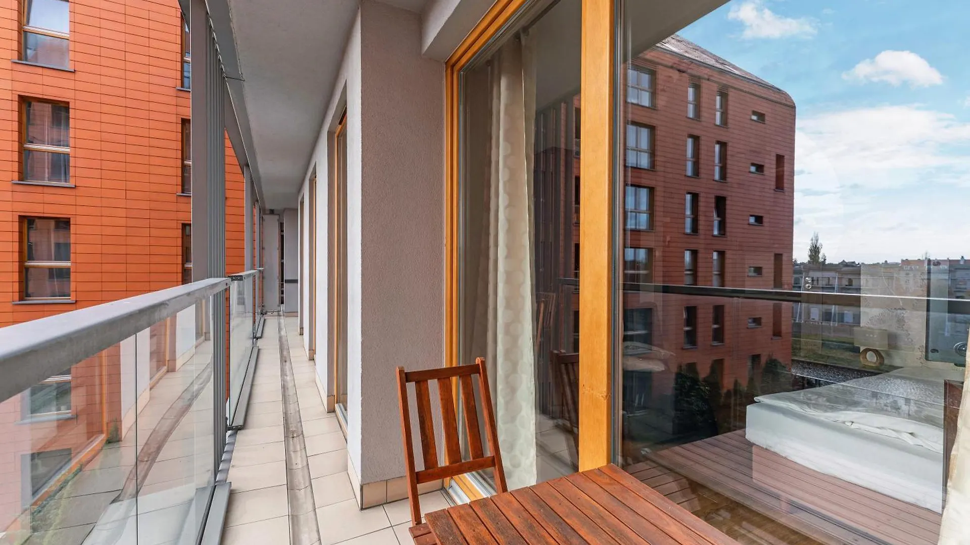 Flatbook - City Center Spa Apartments Motlawa Gdańsk