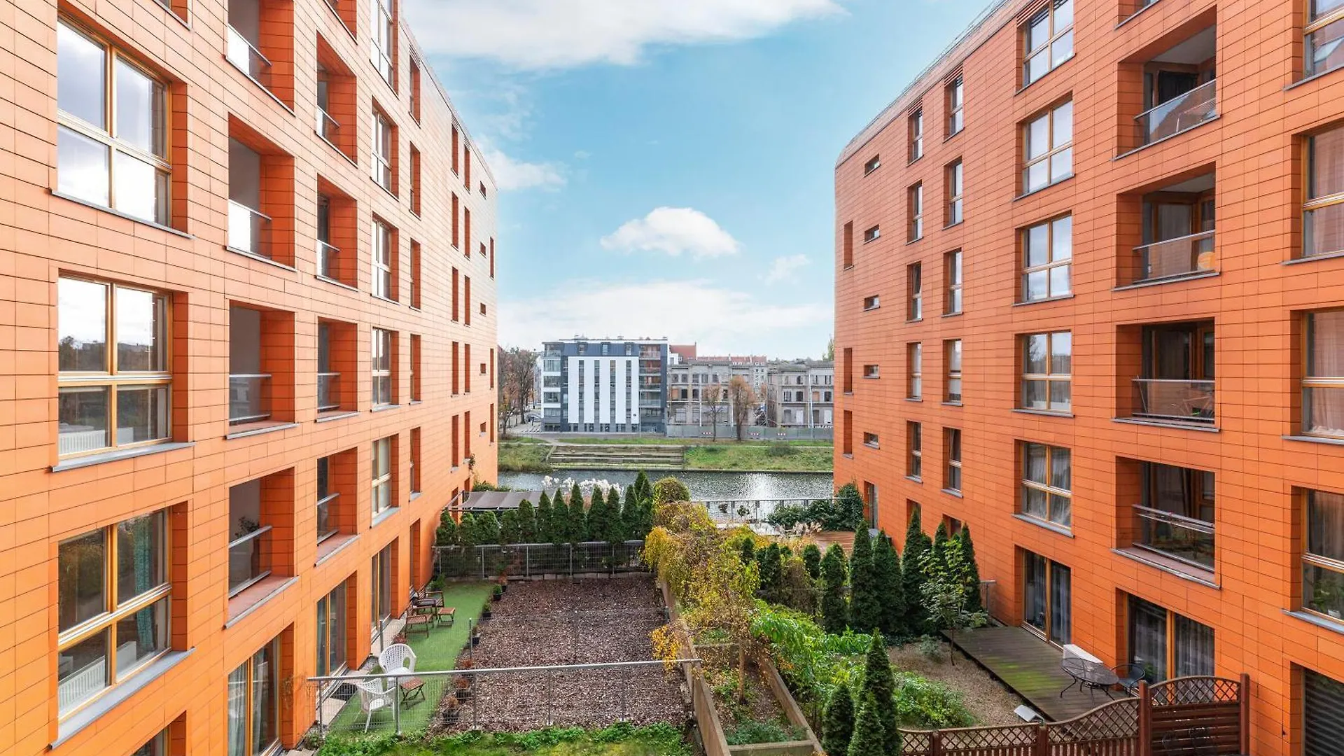 Flatbook - City Center Spa Apartments Motlawa Gdańsk